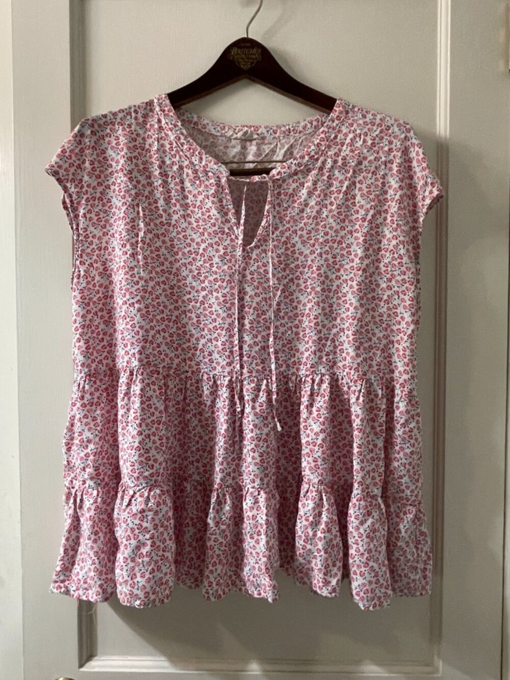 Jane + Delancey floral Size Large cap sleeve peplum blouse ruffle bottom - Picture 2 of 6